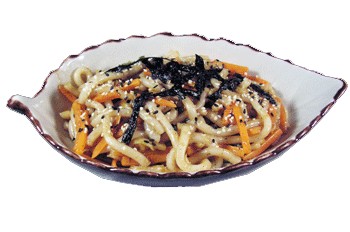 yaki udon spaghettoni bianchi saltati con gamberi e verdura menu giapponese bologna