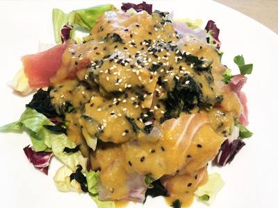 insalata_con_sashimi_menu_giapponese.jpg